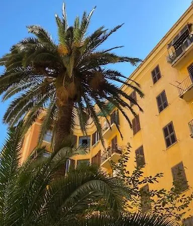 Cosy And Stylish In A Lively Area Of Apartamento *