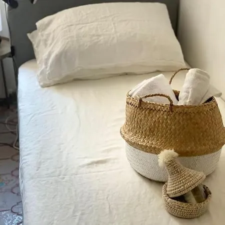 Cosy And Stylish In A Lively Area Of Appartamento