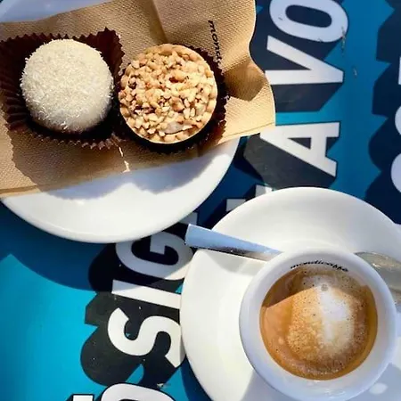 Cosy And Stylish In A Lively Area Of Appartamento *