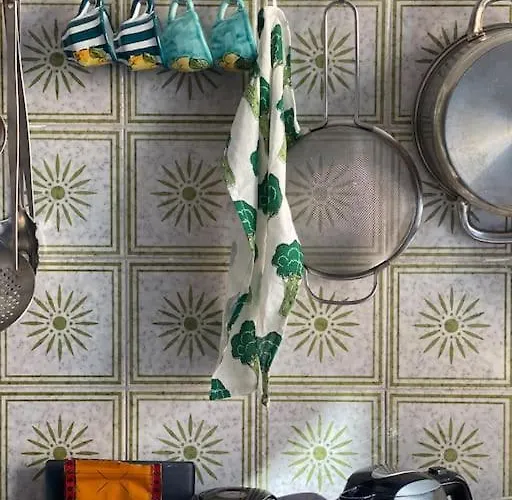 Cosy And Stylish In A Lively Area Of Apartment